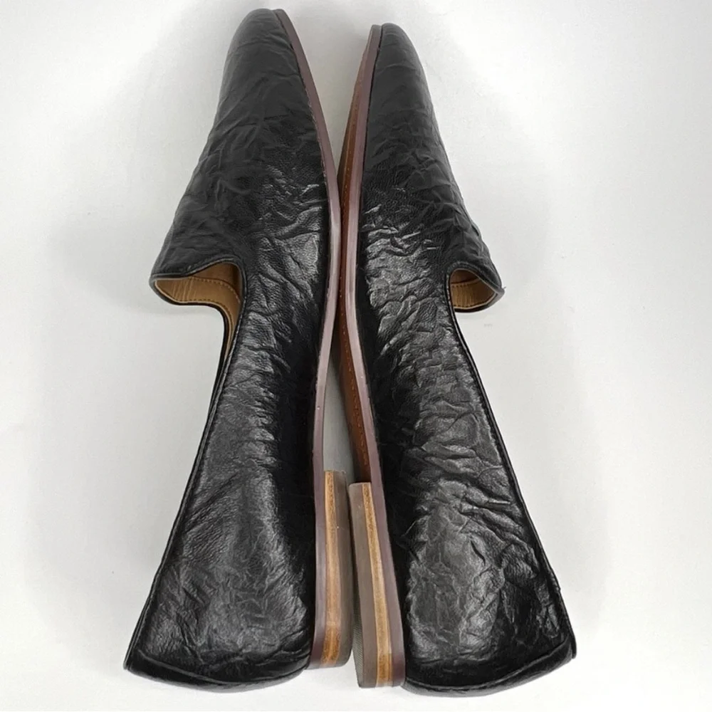 Vionic Willa II - Black Leather Slip-On Design Flats - Picture 12 of 14